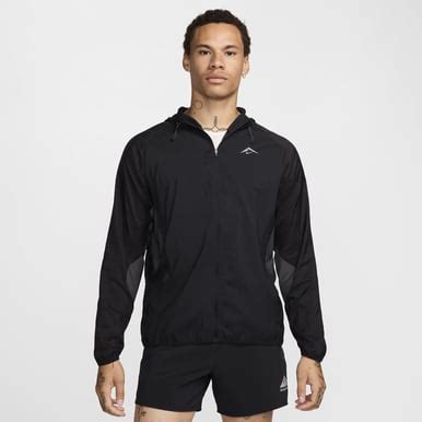 nike element laufjacke herren|Die besten Laufjacken und .